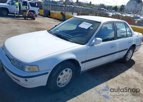 1992 Honda Accord Lx/Ex z USA, uszkodzony, nr VIN JHMCB7654NC035048
